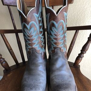 Justin’s Bent Rail boots